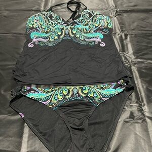 Women’s swimsuit by Athleta Tankini